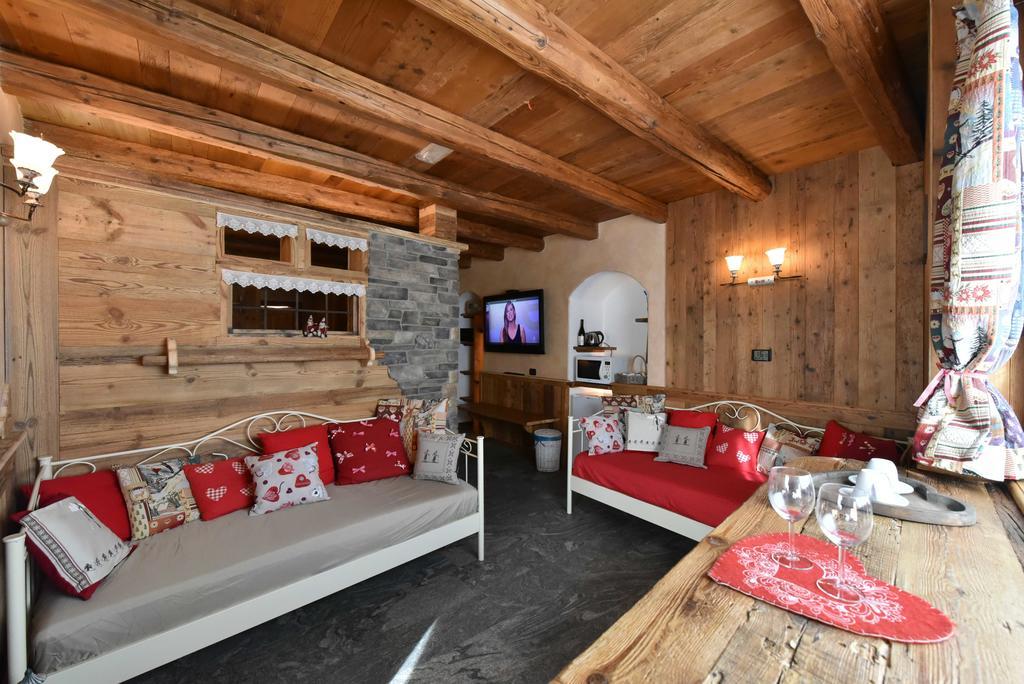 L'Ancien Paquier Chambre D'Hotes วัลตูร์นอนช์ ภายนอก รูปภาพ