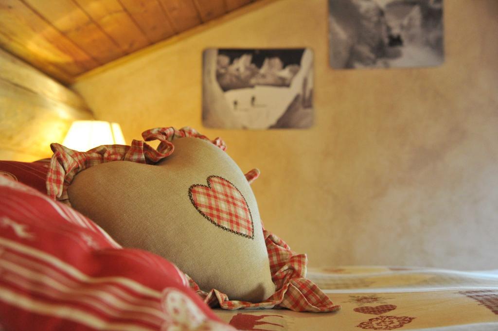 L'Ancien Paquier Chambre D'Hotes วัลตูร์นอนช์ ภายนอก รูปภาพ
