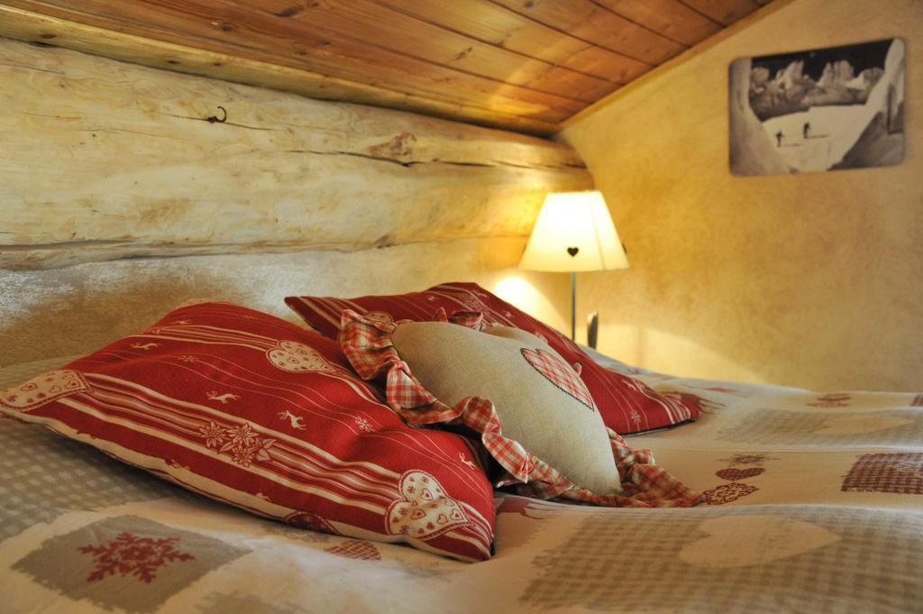 L'Ancien Paquier Chambre D'Hotes วัลตูร์นอนช์ ภายนอก รูปภาพ